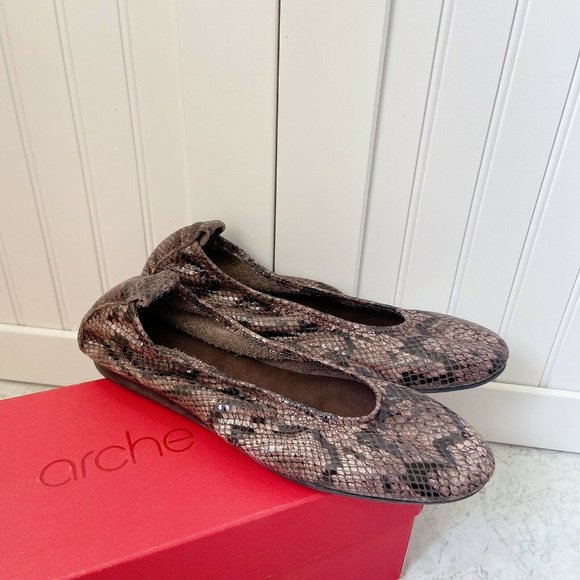 🆕ARCHE Ballet Flat Boat Shoe Brown Snakeskin - Picture 1 of 6